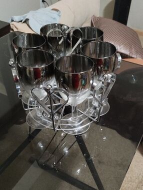 Stainless Steel Stem Wine Glass Set with Chrome Rack